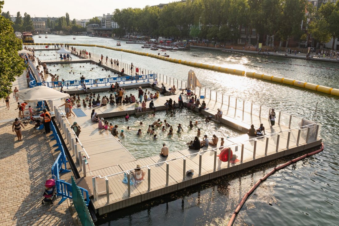 Paris swimming pool