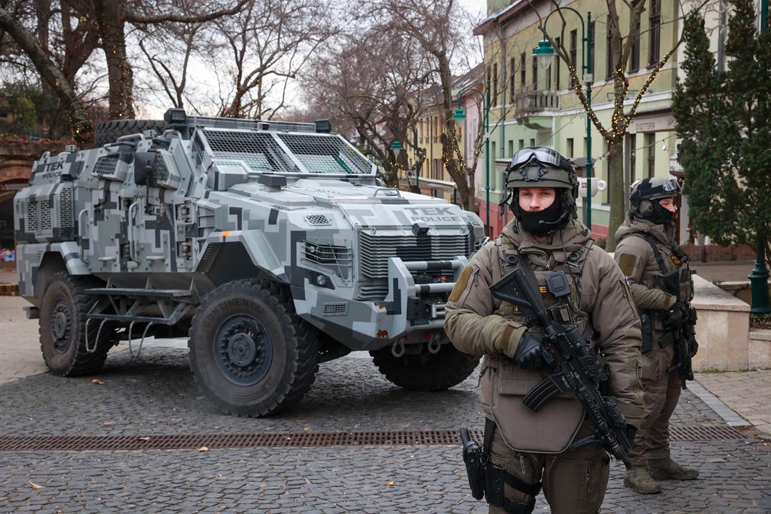 Police officers in Christmas fairs