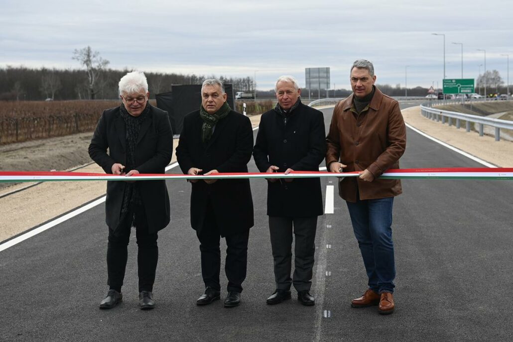 Route 53 bypassing Soltvadkert, in southern Hungary (2)