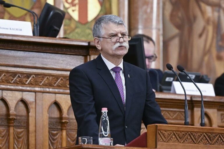 Speaker Kövér