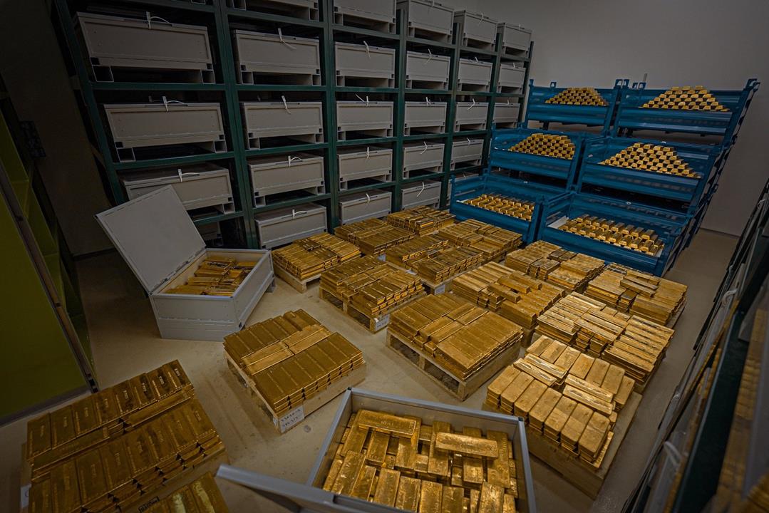 The Hungarian National Bank has become the world's 2nd biggest in the gold purchase market