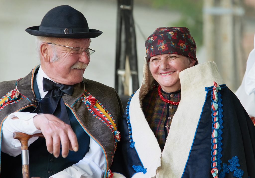 Torockó folk costumes