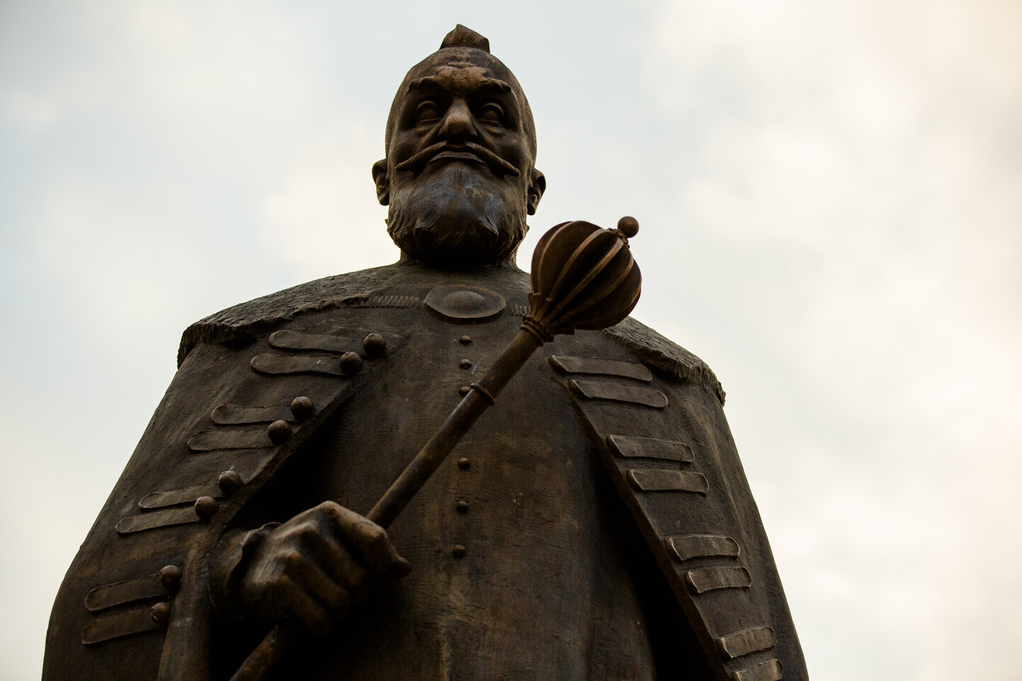 Transylvania Prince Bethlen's statue inaugurated in Marosvásárhely Targu Mures