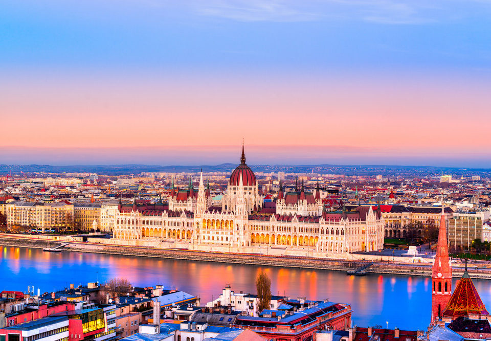 budapest night life party europe hungary news