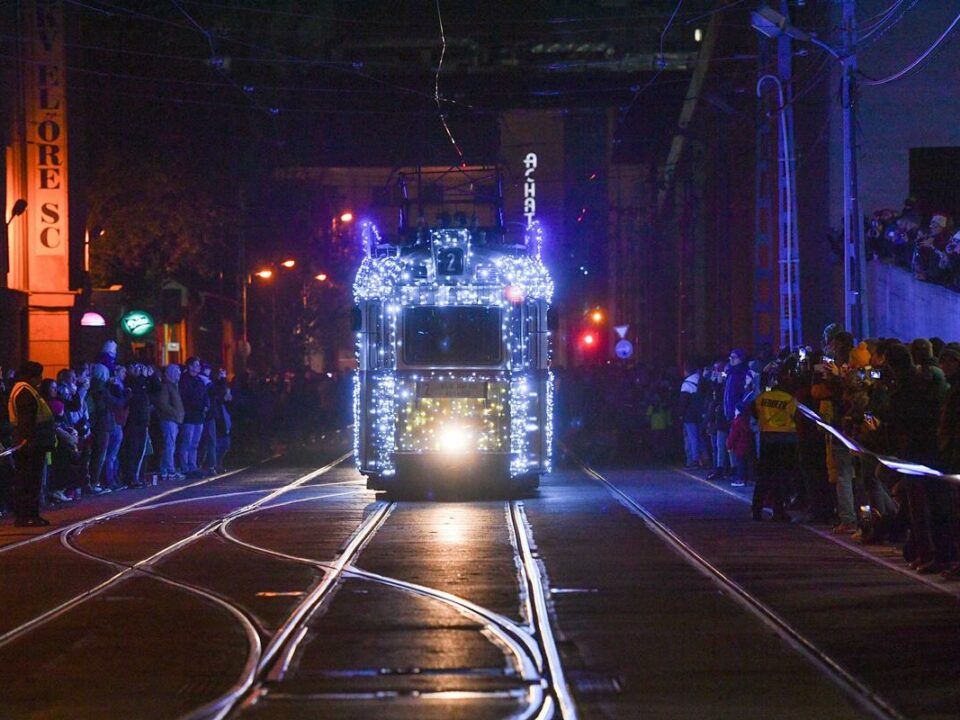 tram budapest christmas