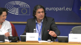 Fidesz MEP Tamás Deutsch English budget
