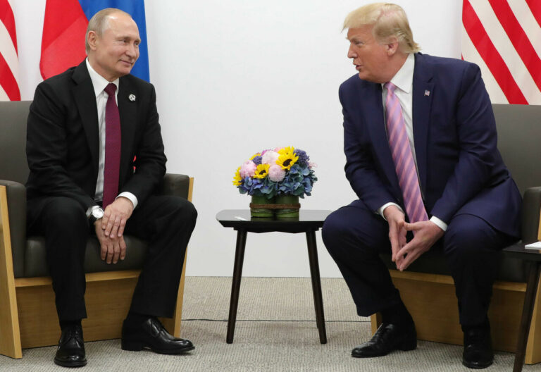 トランプ プーチン 2019年 ロシア 米国