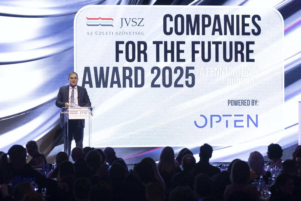 cerimonia di premiazione organizzata dalla Joint Venture Association a Budapest 2025