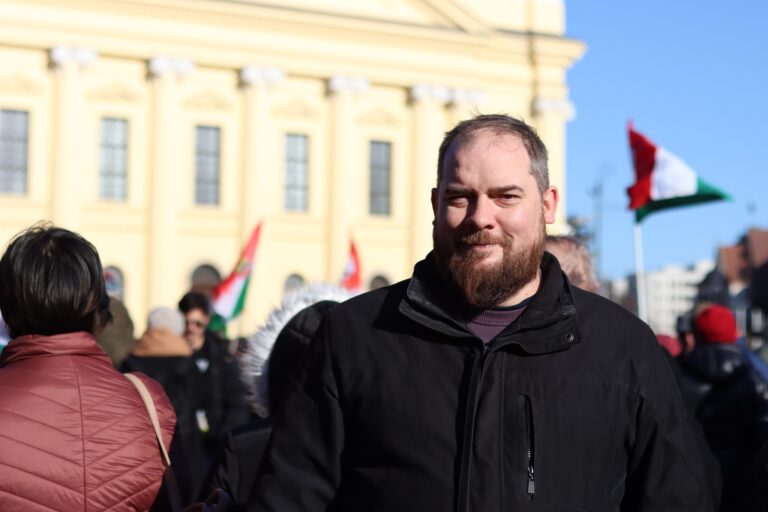 László Mándi Debrecen 15 mars