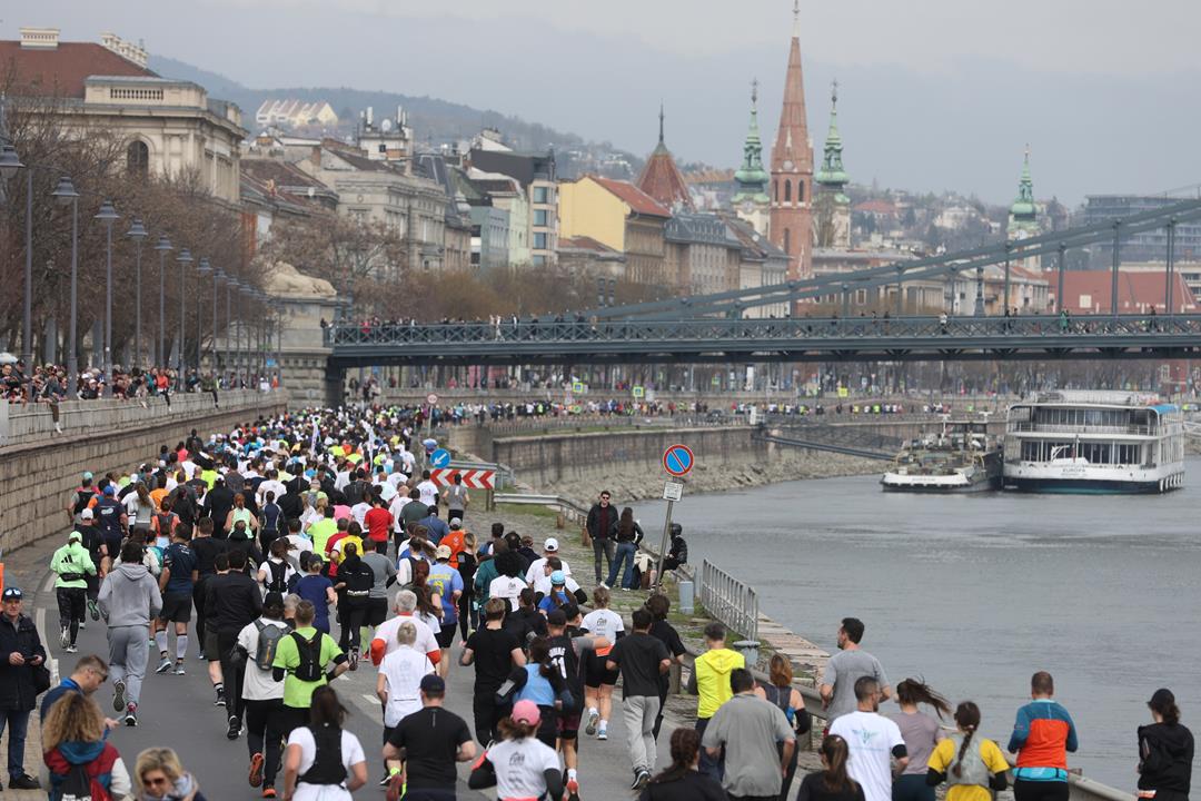 NN City Run in Budapest Hungary news