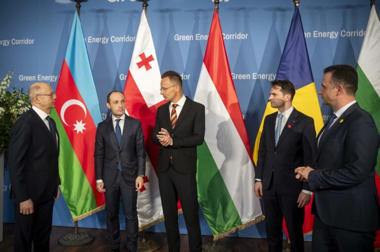 Energy ministers discuss Green Energy Corridor in Budapest