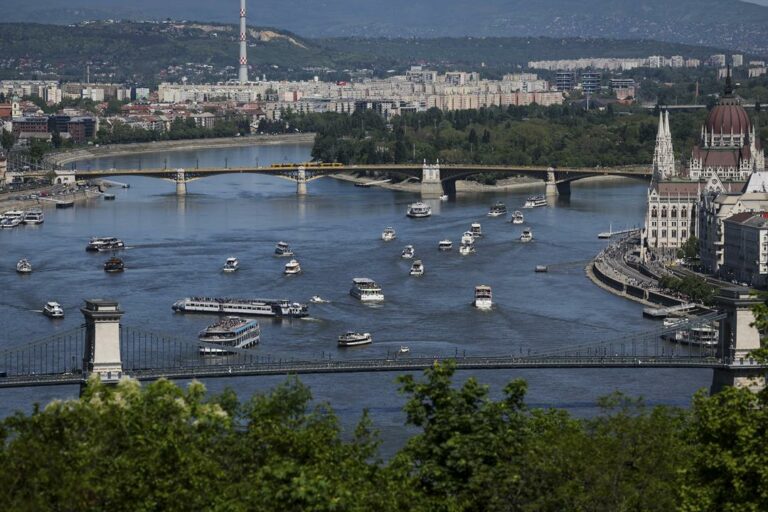 Célébration de la saison nautique estivale à Budapest (actualités hongroises)