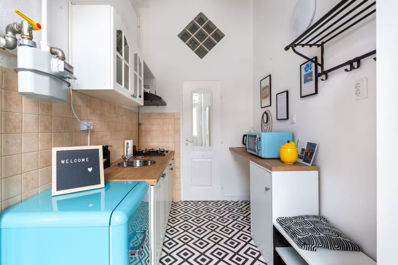 Charming downtown apartment in Budapest offers authentic local vibes