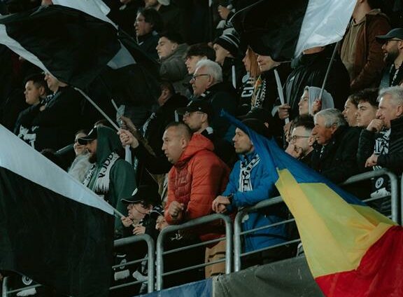 Football ultras beat Hungarians in Romania because they talked in Hungarian with each other