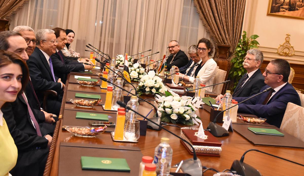 Hungary’s parliamentary speaker strengthens ties with Egypt in official talks