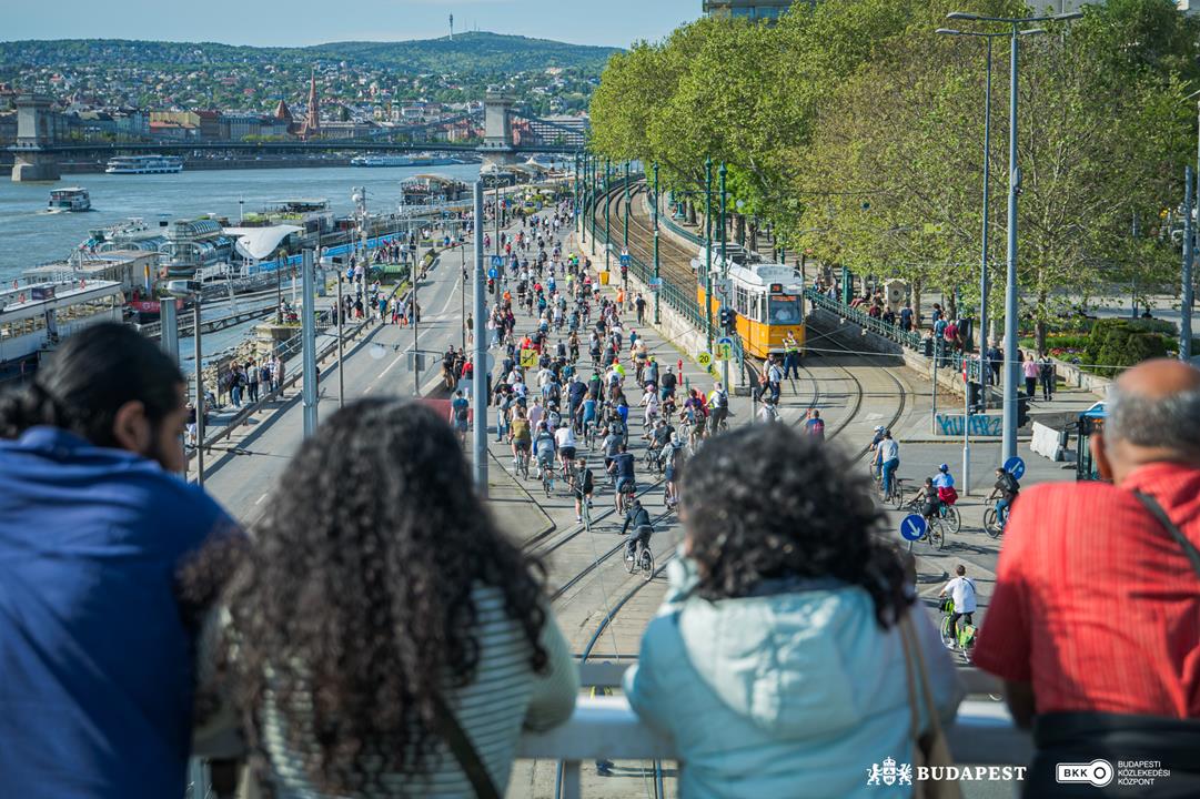Pedestrian zone reopens in Budapest's heart (Copy)