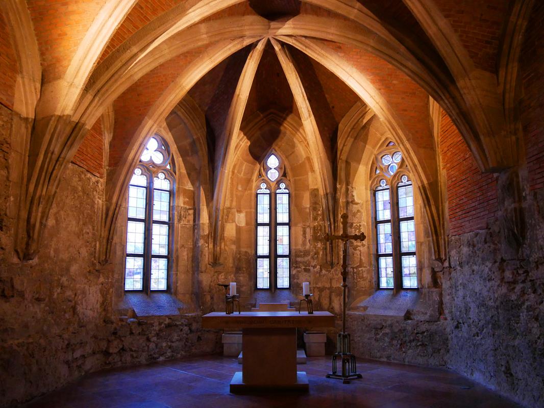 Royal chapel medieval religious sites Budapest