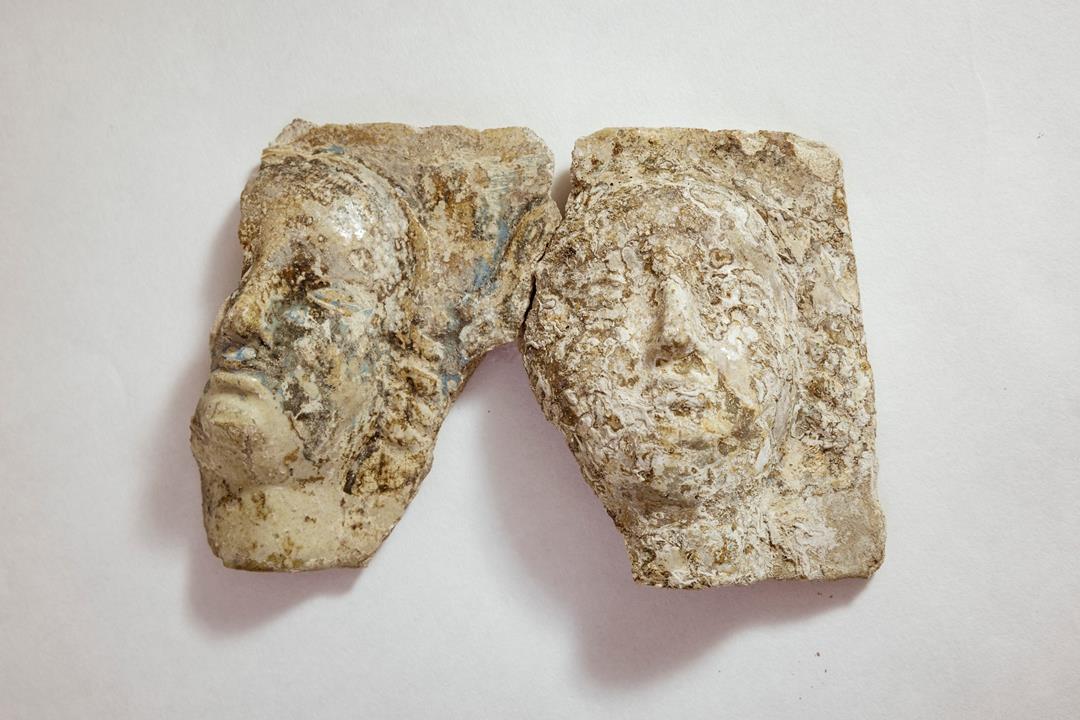 Sensational artefacts recovered from 14-15th century house cellar under Budapest's Royal Palace