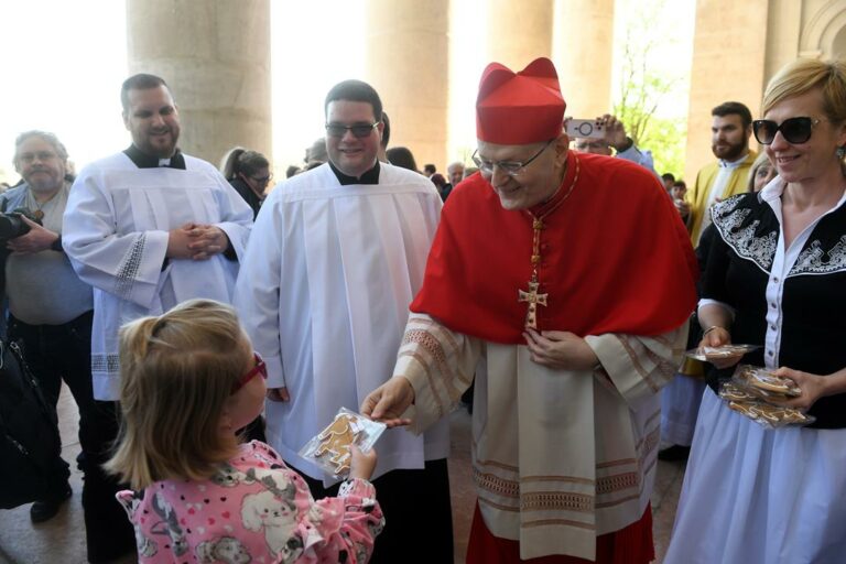 Cardinalul Péter Erdő