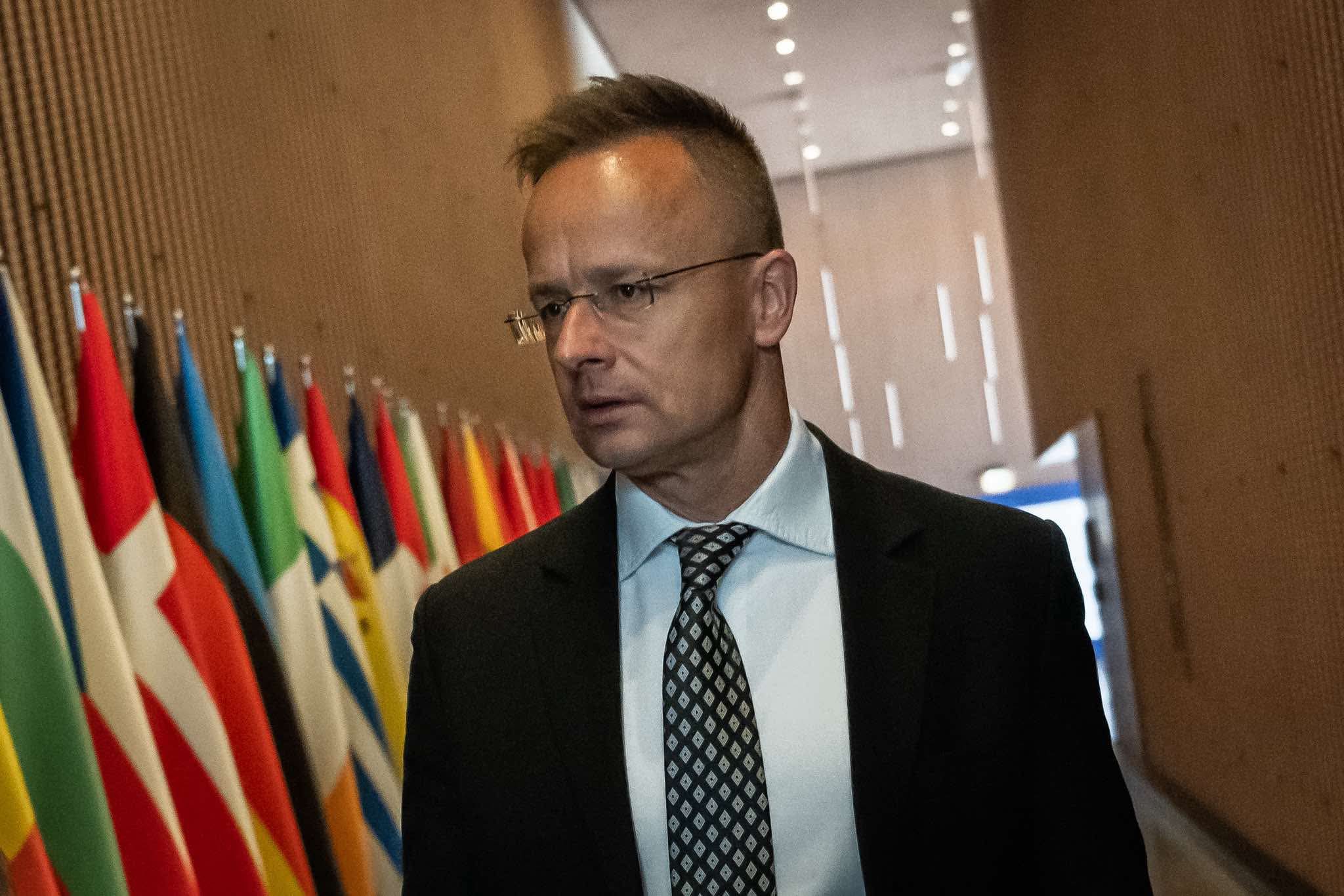 FM Szijjártó Hungary expels Ukrainian spies