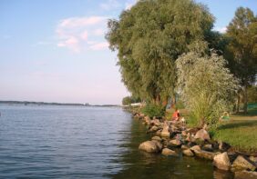 Lake Tisza property