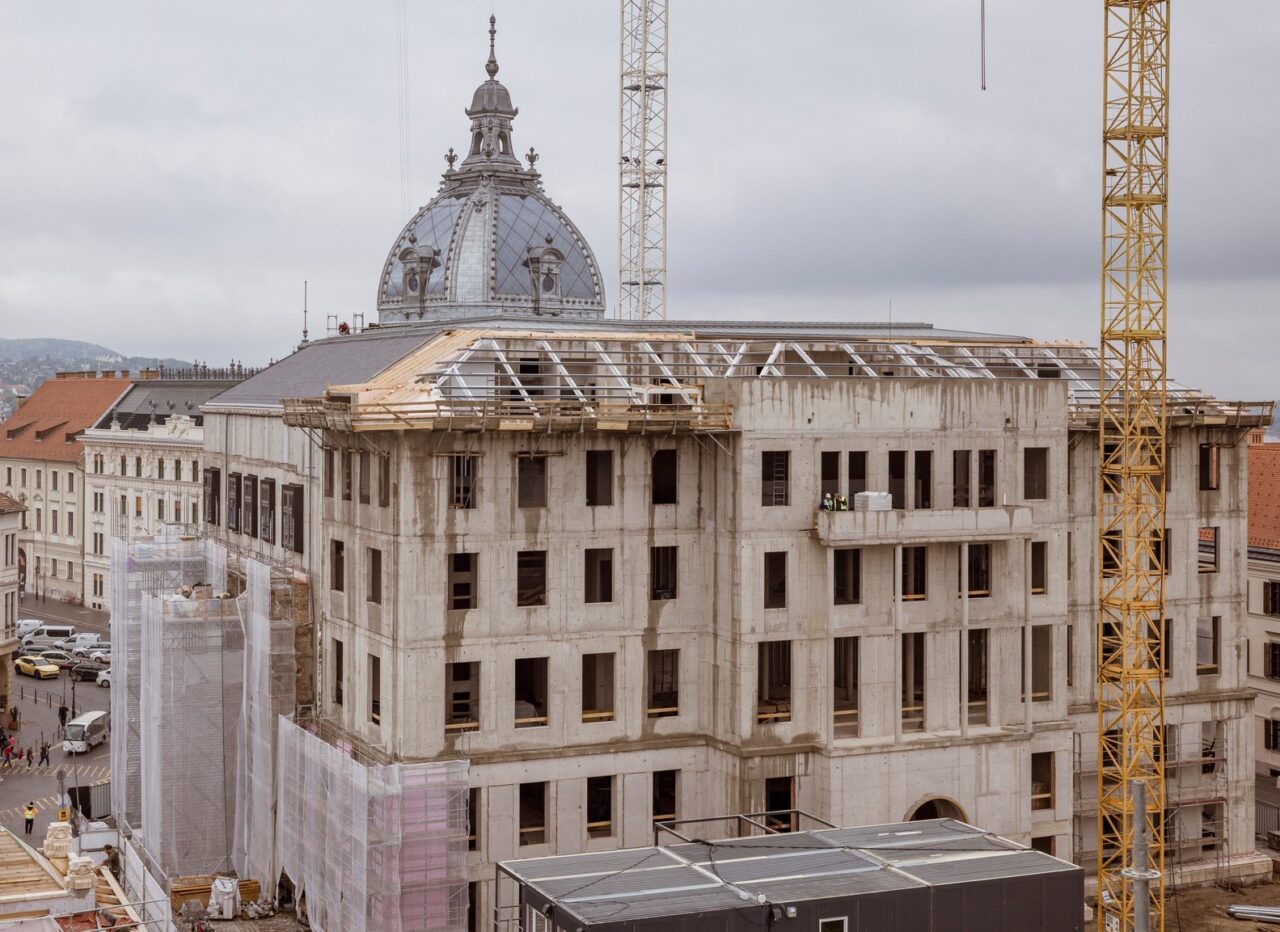 Original decorative statues of Buda Castle's iconic building being restored