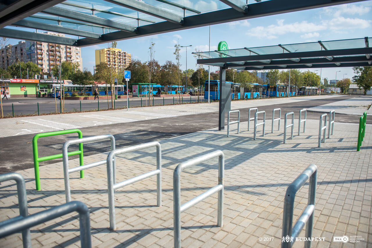 Örs vezér tere P+R parking in budapest (1)