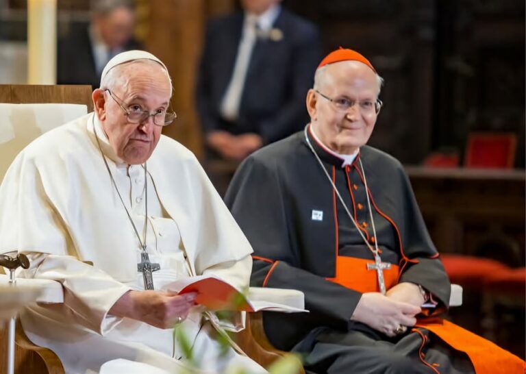 Papa Francisco e Cardeal Erdő