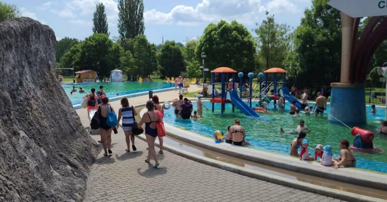 Băile Virágfürdő Kaposvár din Ungaria
