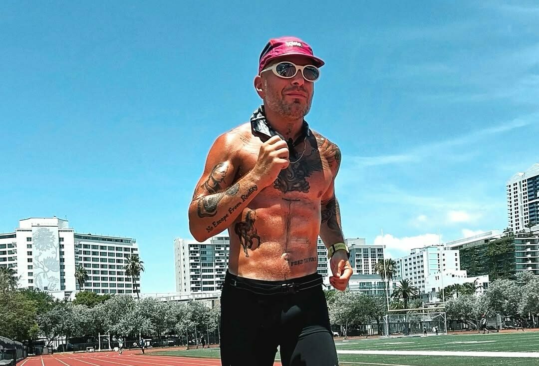 The astonishing Hungarian Forrest Gump ran from Los Angeles to New York and completed 10 marathons in 5 days – PHOTOS