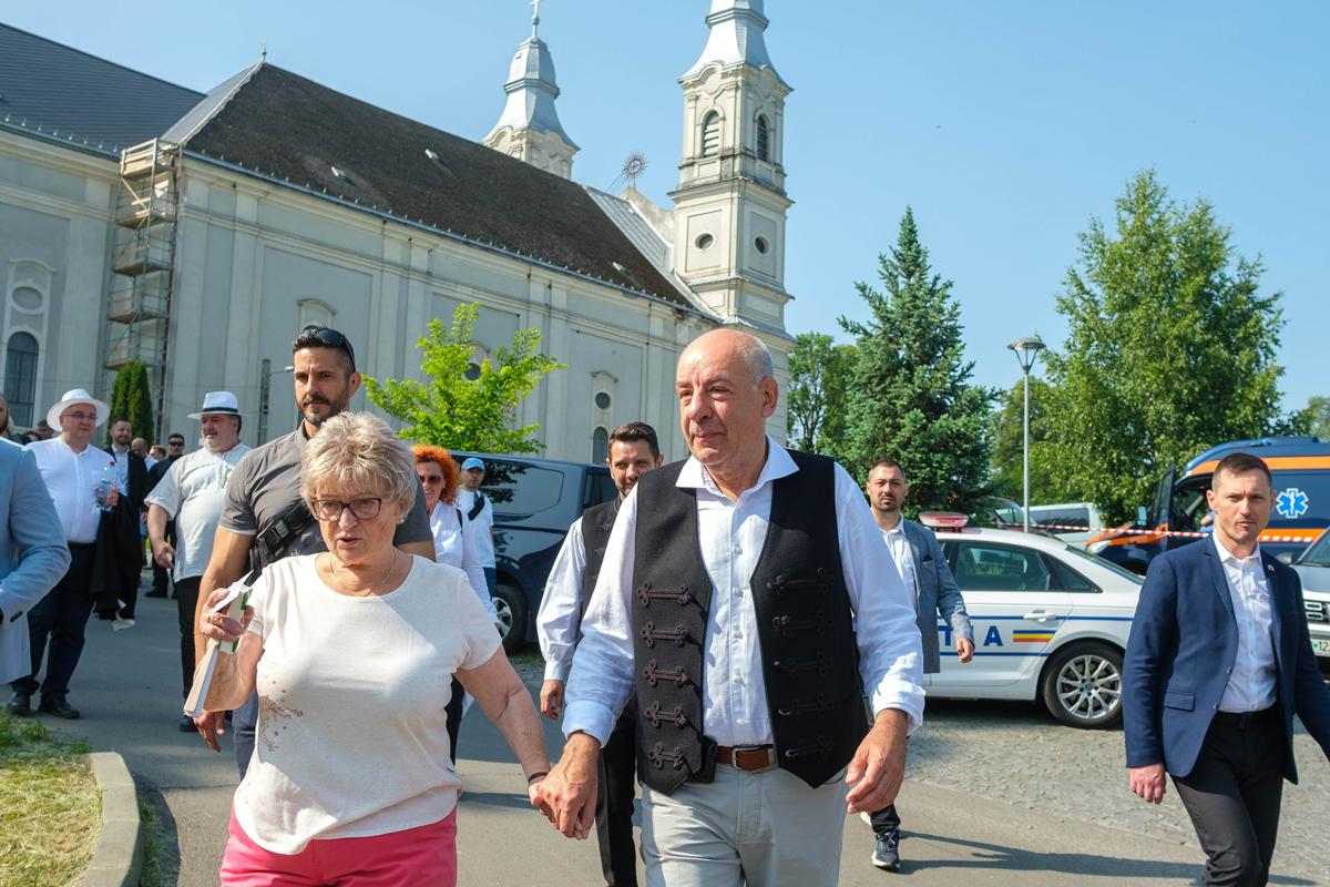 Hungarian President Sulyok visits Hungarian communities across Transylvania