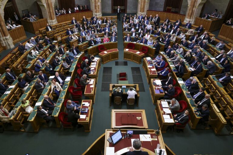 Lawmakers approve 2026 budget in Hungary