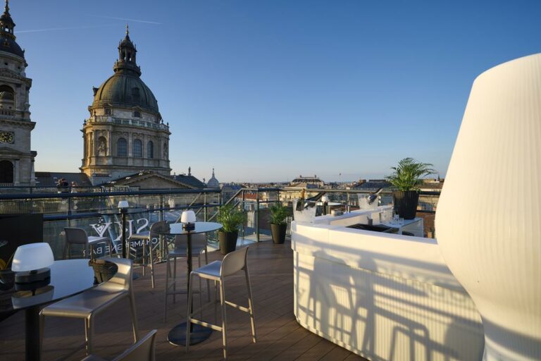 Iconic Budapest downtown hotel opens Sky Champagne Bar with astonishing view of Saint Stephen's Basilica. Photo: Aria/György Darabos
