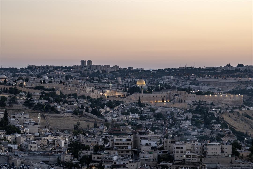 Israelul atacă Iranul, zboruri anulate, tensiunile cresc