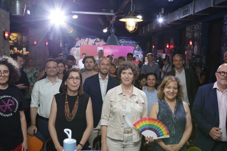 Klára Dobrev pour la liberté Budapest Pride