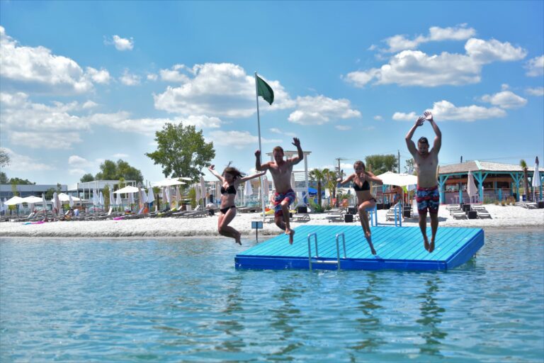 Week-end d'ouverture gratuit de la plage de Lupa