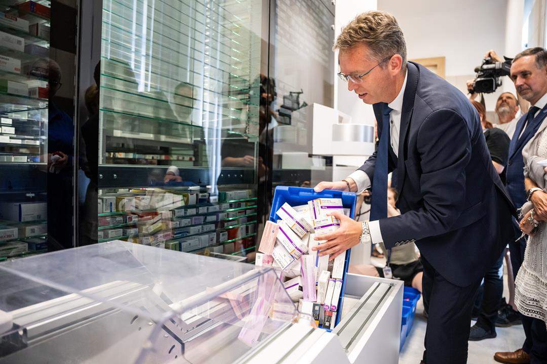 Prices of certain OTC drugs will be cut in Hungary