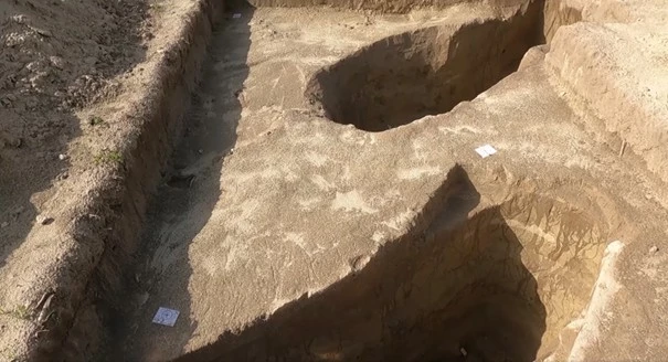 Tatabanya artifact