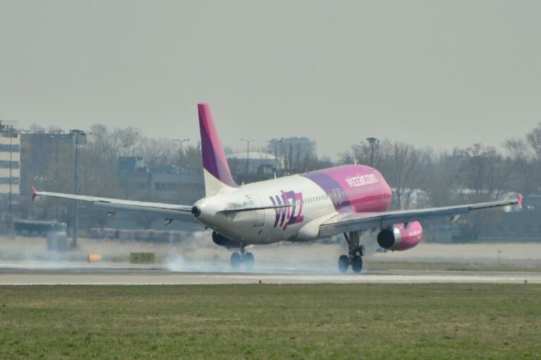 Vuelo de Wizz Air con aterrizaje de emergencia en Budapest