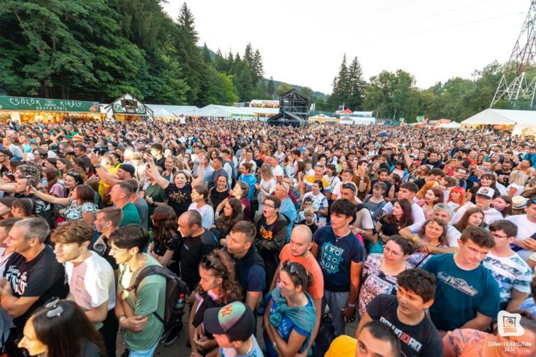 Université d'été et festival de Bálványos