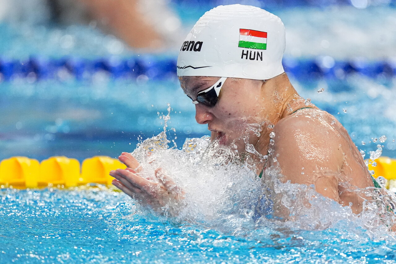 Henrietta Fángli Hungarian swimmer spider bite2