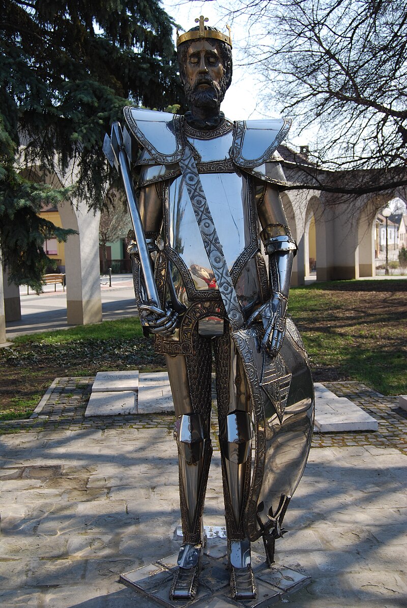 Hungarian king Louis II's statue in Mohács