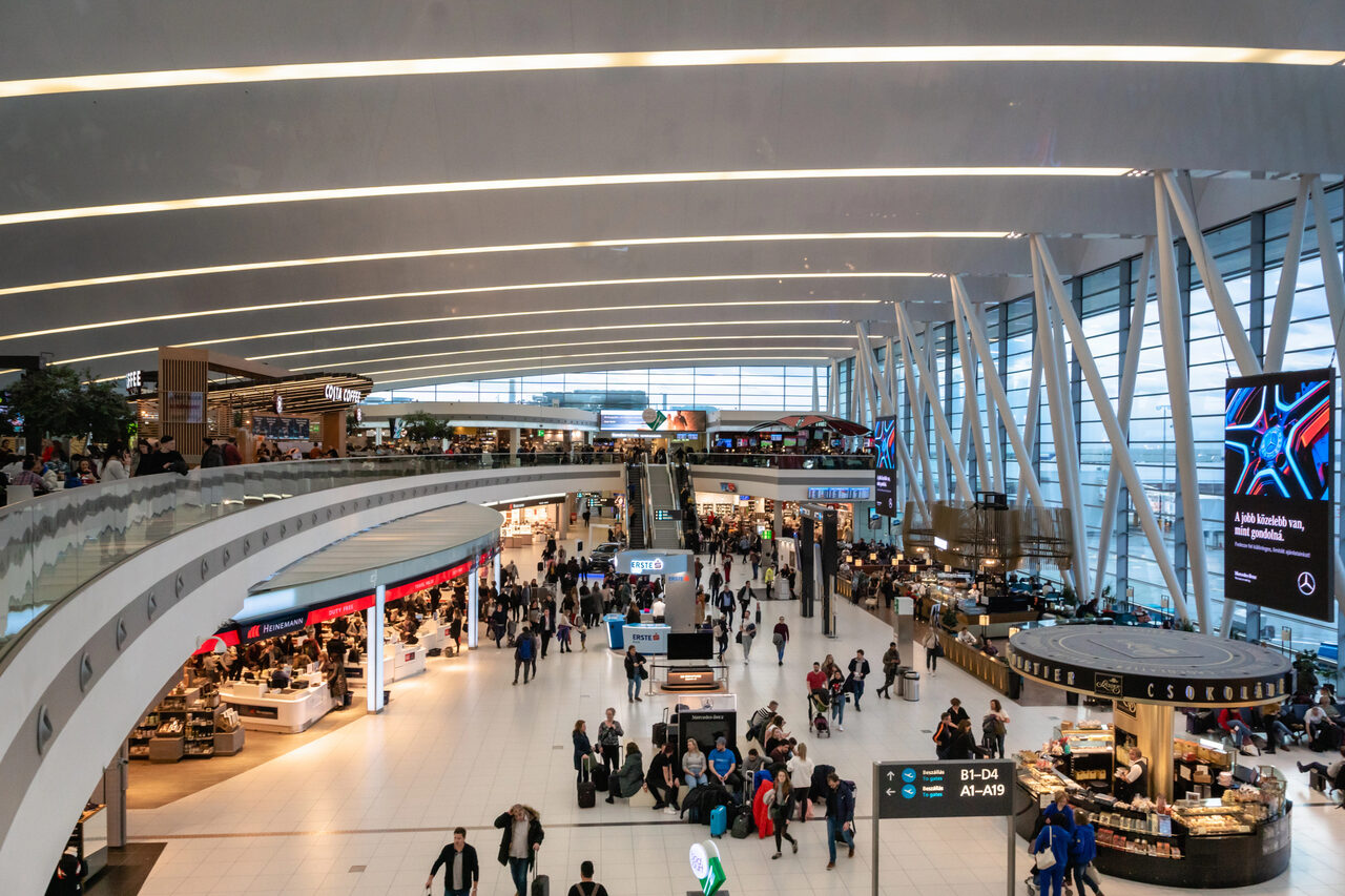 Liszt Ferenc Airport Budapest utazás könnyű folyadék tilalom