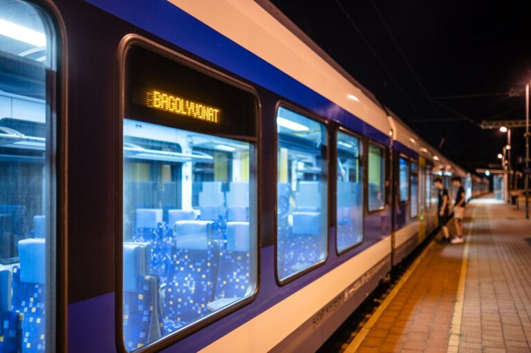 夜行列車 布達佩斯 Balaton MÁV 夏季旅行