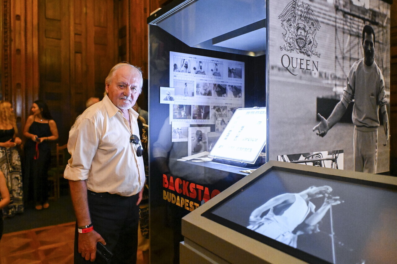 Queen Backstage Budapest 1986 exhibition National Museum