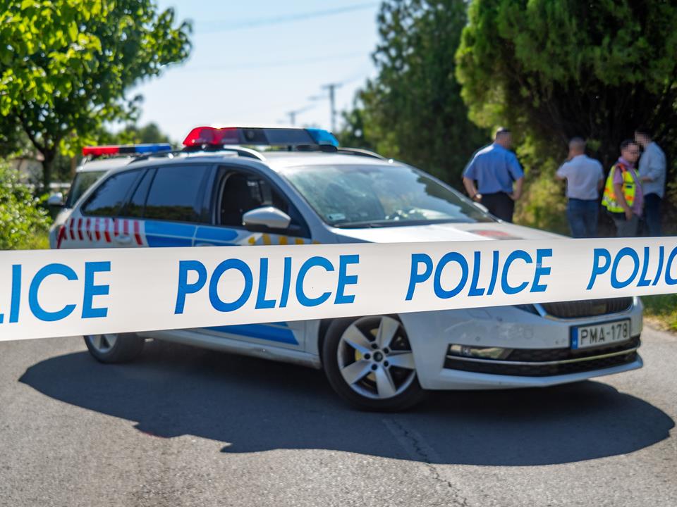 Hungarian horror story: Man murders mother of five, stabs his young son, and slits his own throat – PHOTOS