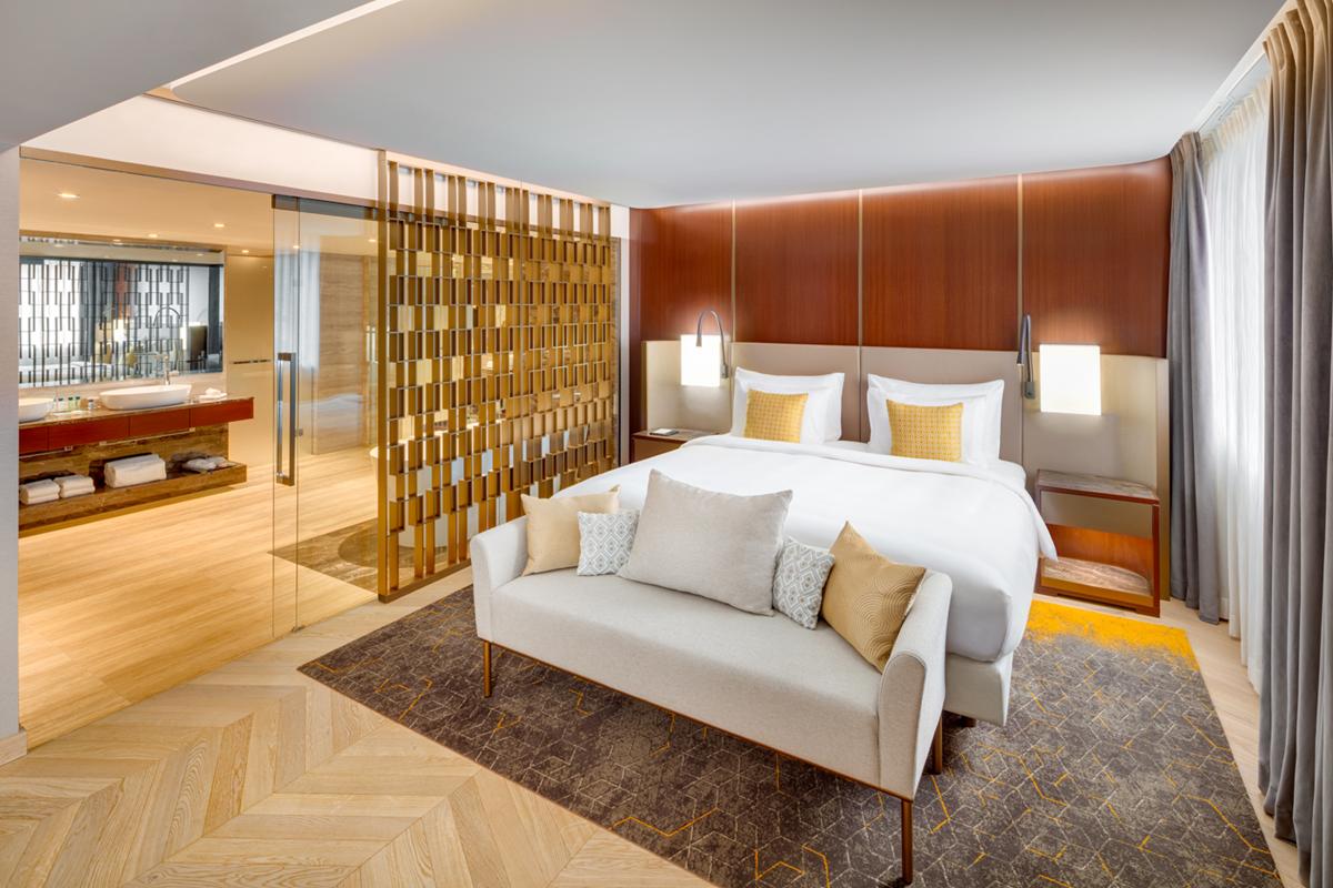 The presidential suite of the Kempinski Hotel Corvinus in Budapest. Photo: janprerovsky.com
