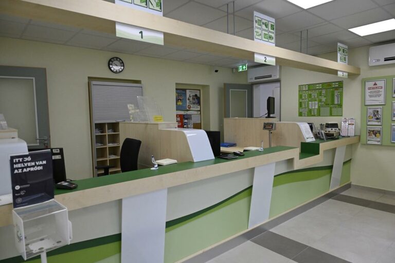 This is how a modern post office looks like in Hungary
