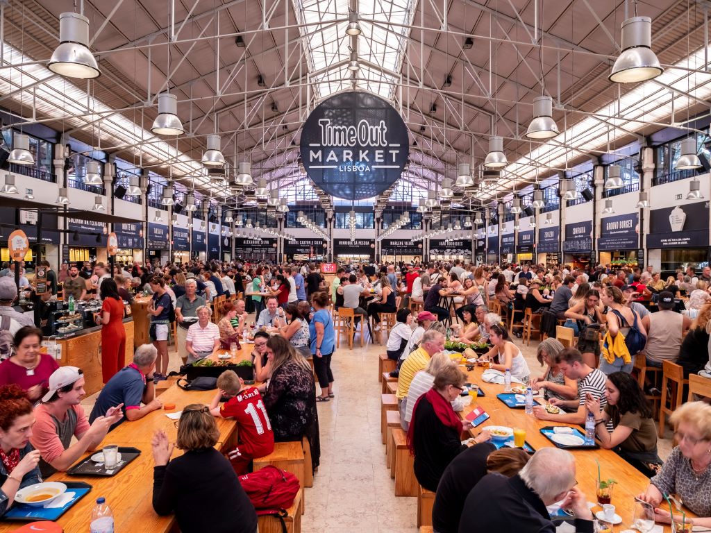 Gourmet revolution in Hungary: Michelin chef, Balaton flavors, and artisanal burgers at Time Out Market Budapest
