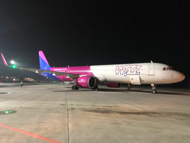 Concours de vols Wizz Air à l'aéroport de Varsovie Modlin Ryanair 2025